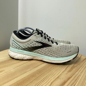 Brooks Ghost 13 Sneaker Shoes Gray Running Walking Gym 1203381B073 Womens 11.5